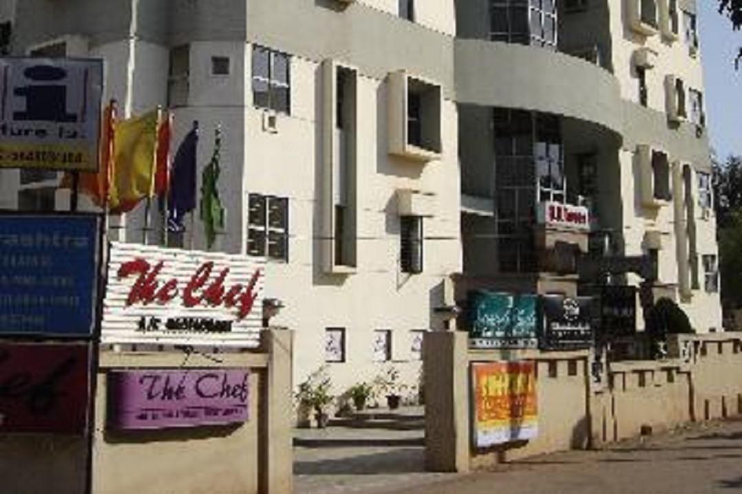 Saraswati Retreat Hotel Bhubaneswar Bagian luar foto