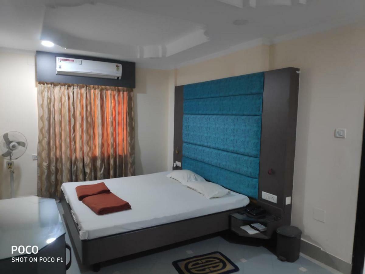 Saraswati Retreat Hotel Bhubaneswar Bagian luar foto